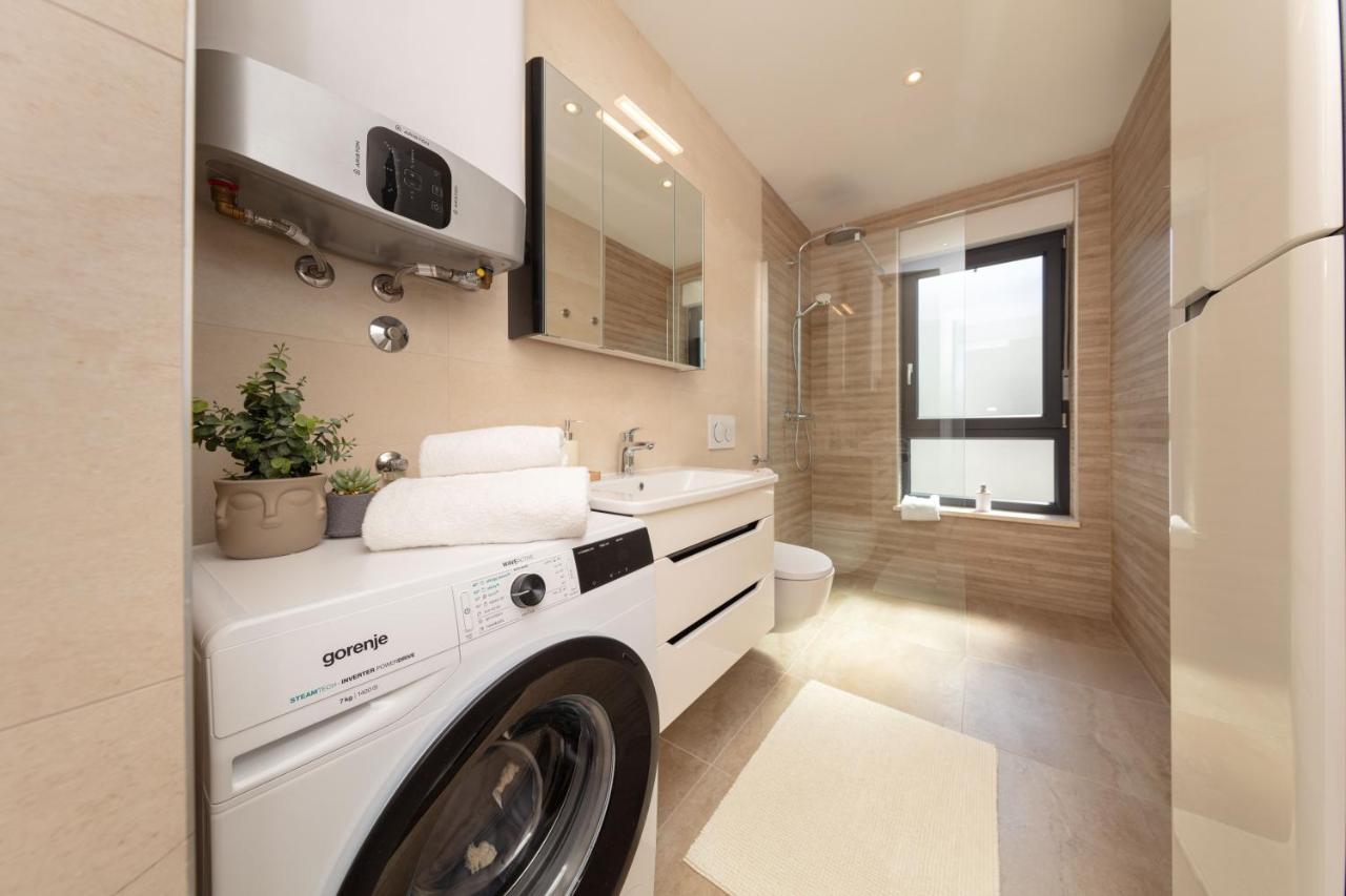 Tirkiz Apartment Banjole Bagian luar foto