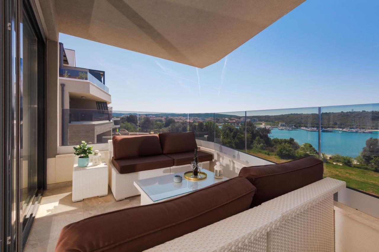 Tirkiz Apartment Banjole Bagian luar foto