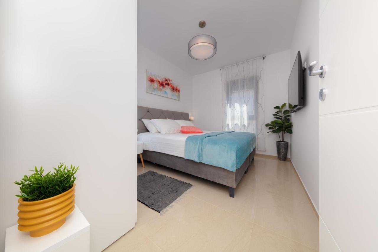 Tirkiz Apartment Banjole Bagian luar foto