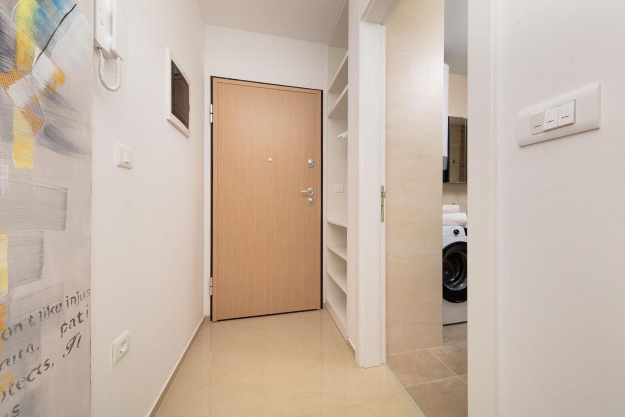 Tirkiz Apartment Banjole Bagian luar foto